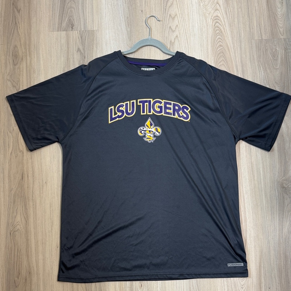 Athletic LSU Tigers Tee - Men’s XL